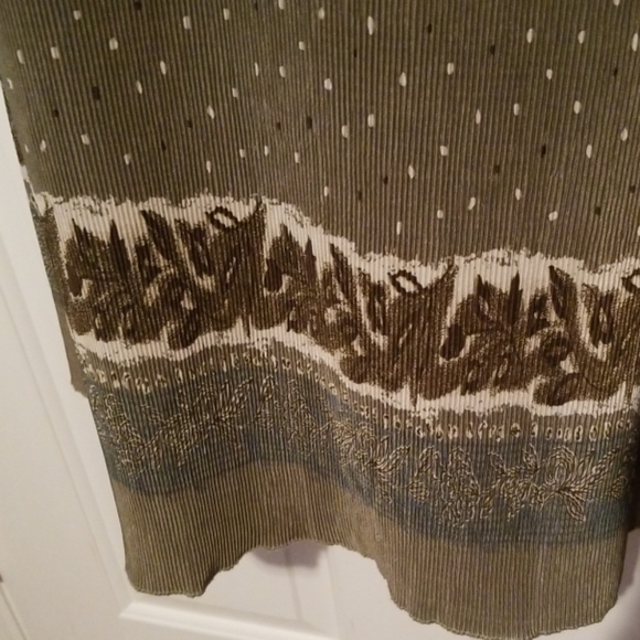 Rikki Sue 3 XL Dress - Picture 2 of 5